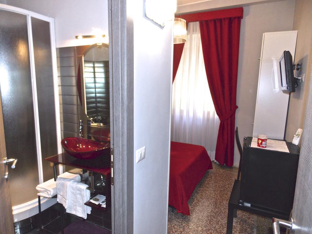 Domus Fabiola - Vaticano Rome Room photo